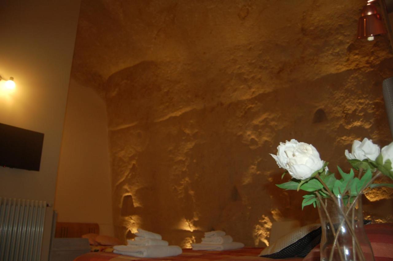 Le 2 Gravine Nei Sassi Villa Matera Exterior photo