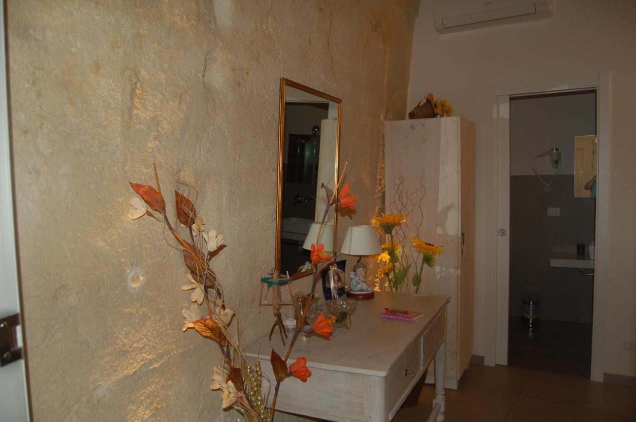 Le 2 Gravine Nei Sassi Villa Matera Exterior photo
